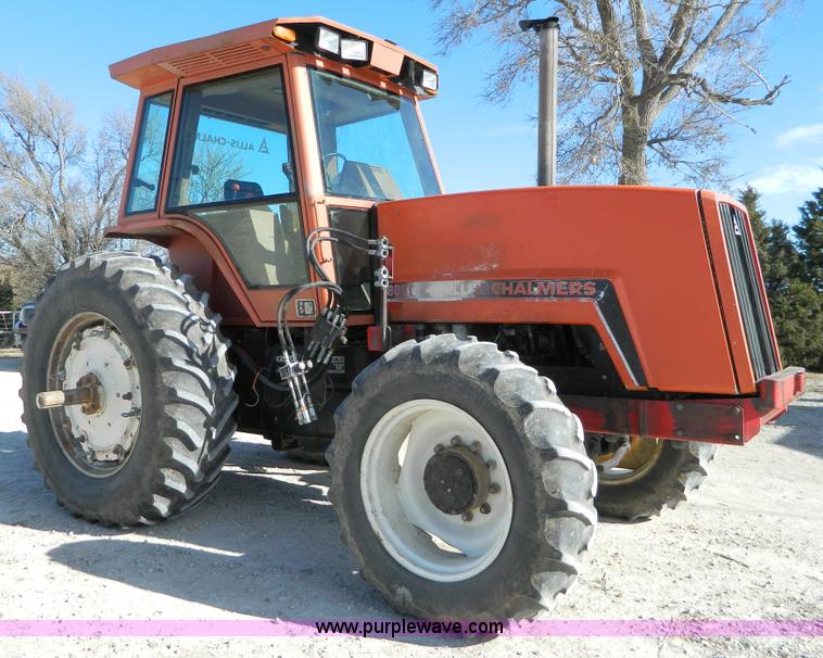 image for item D8627 1984 Allis Chalmers 8070 MFWD tractor