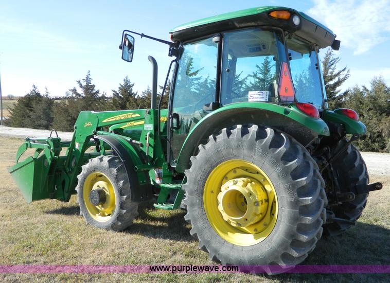 image for item D8629 2006 John Deere 5525 MFWD tractor