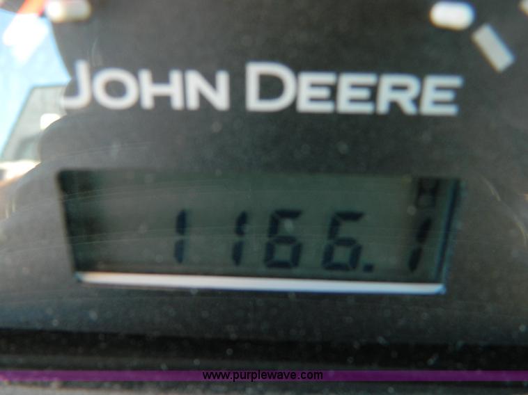 image for item D8629 2006 John Deere 5525 MFWD tractor