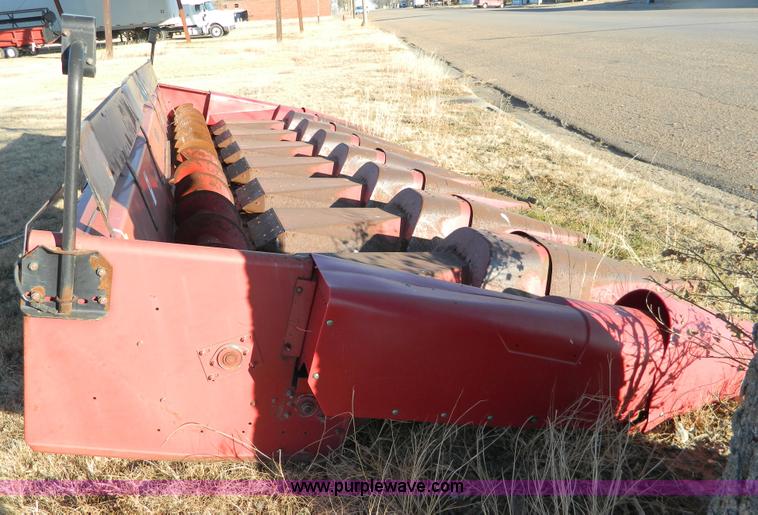 image for item D8645 1998 Case IH 1083 corn header