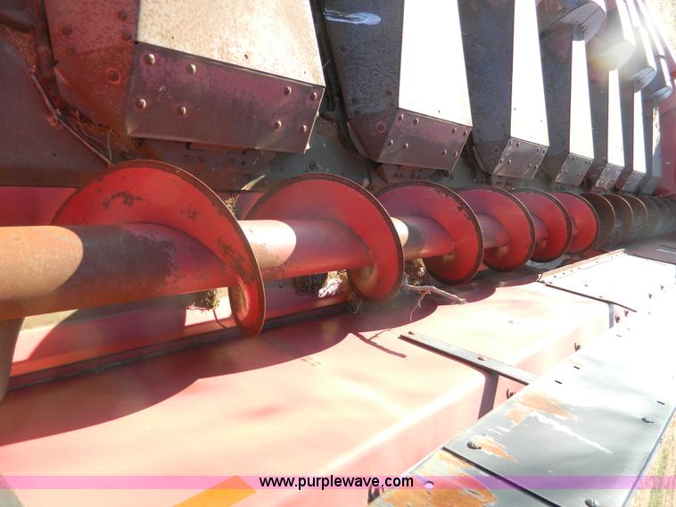 image for item D8645 1998 Case IH 1083 corn header