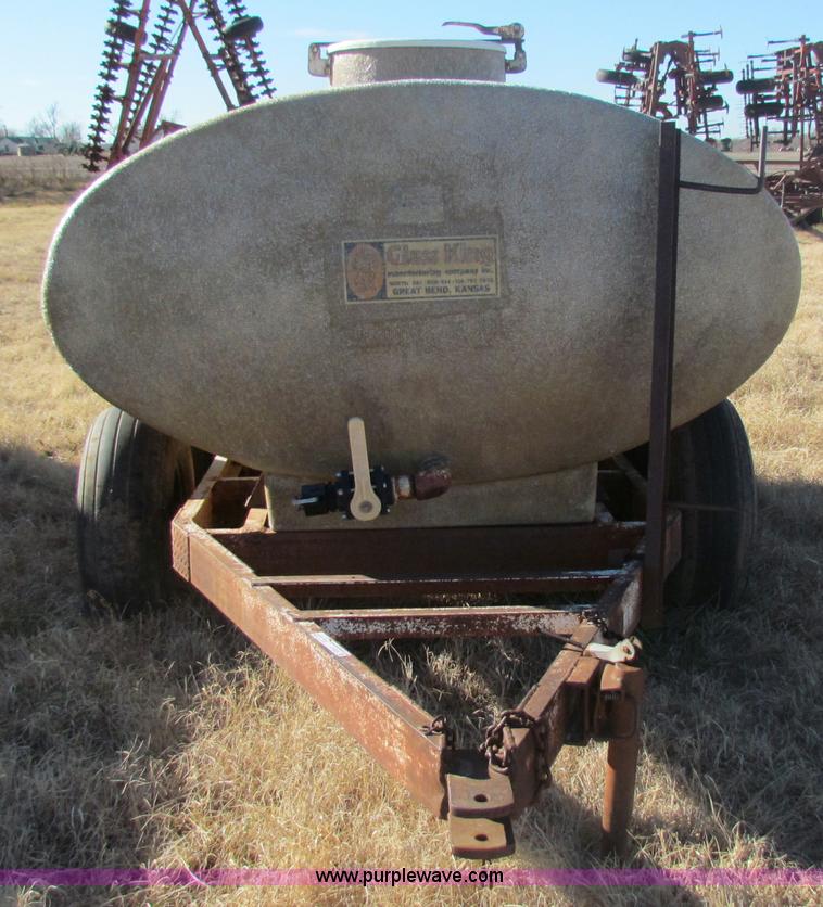 image for item D9201 Glass King 1,000 gallon fiberglass nurse trailer