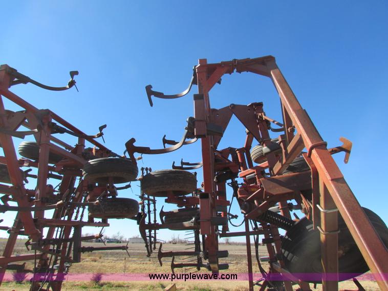 image for item D9205 Hiniker 42' field cultivator