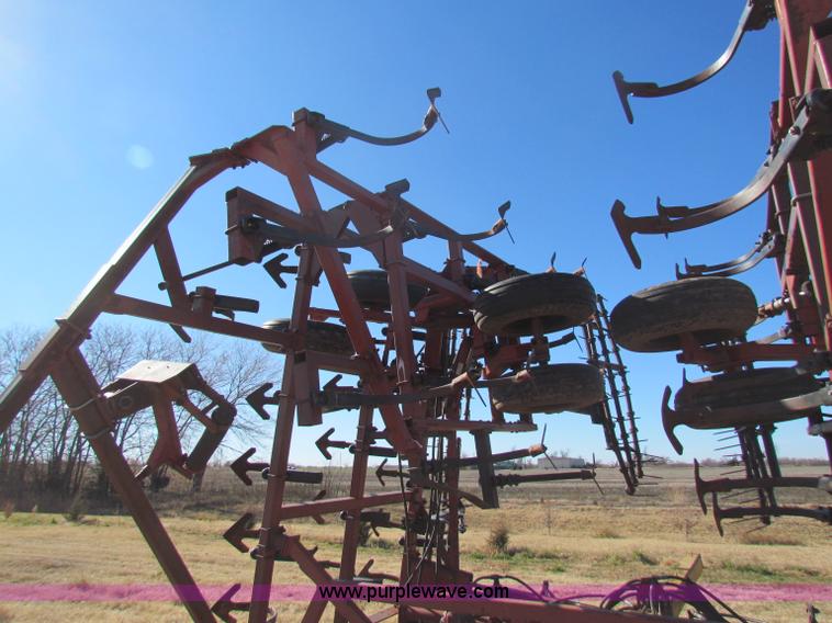 image for item D9205 Hiniker 42' field cultivator