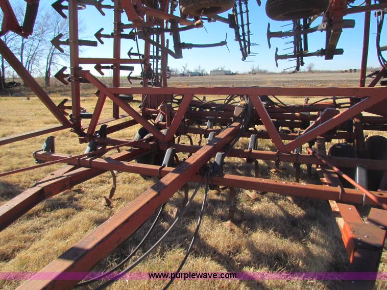 image for item D9205 Hiniker 42' field cultivator