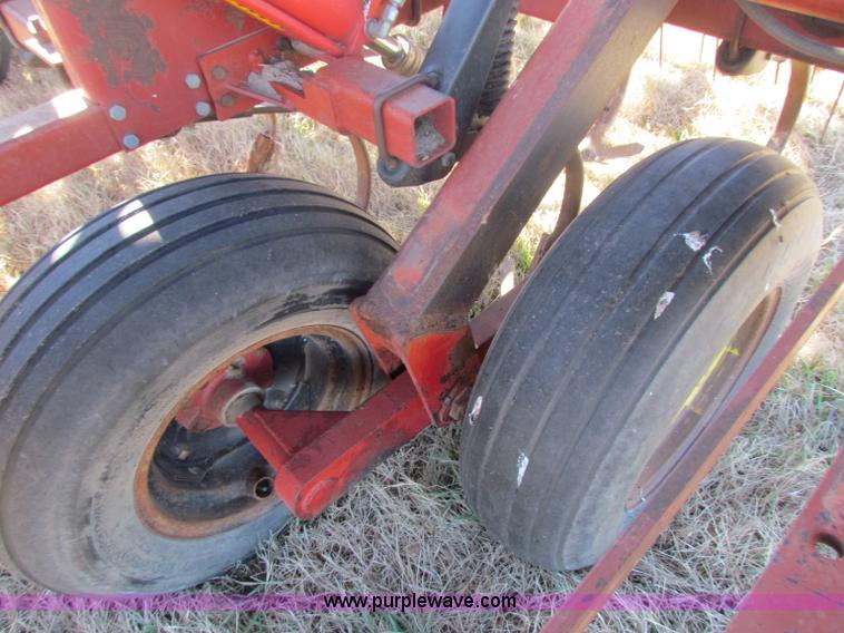 image for item D9205 Hiniker 42' field cultivator