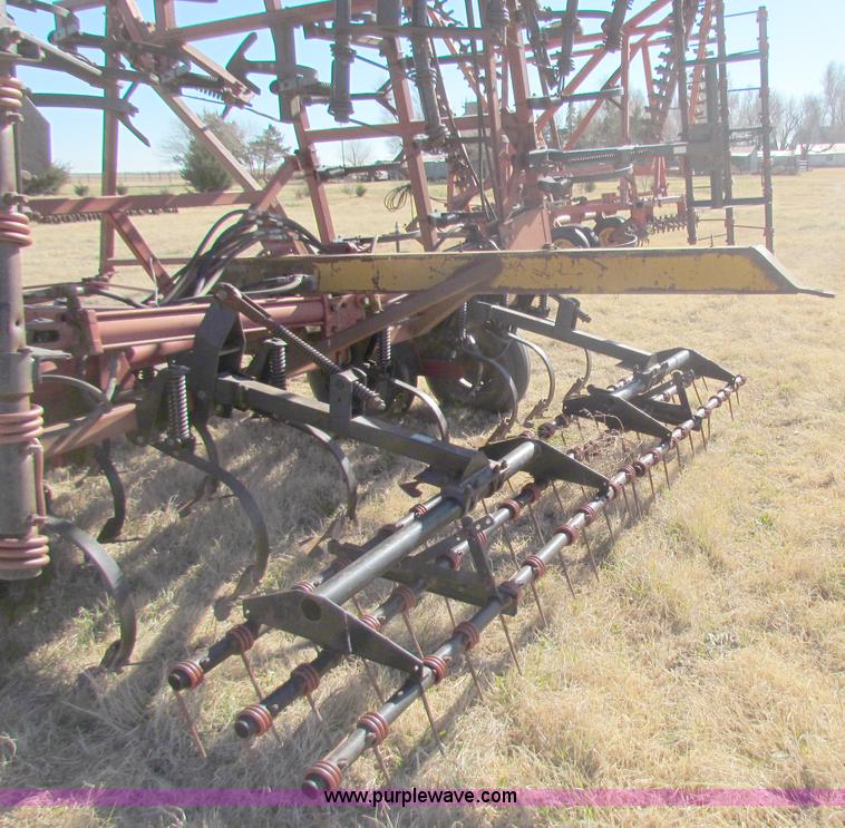 image for item D9205 Hiniker 42' field cultivator