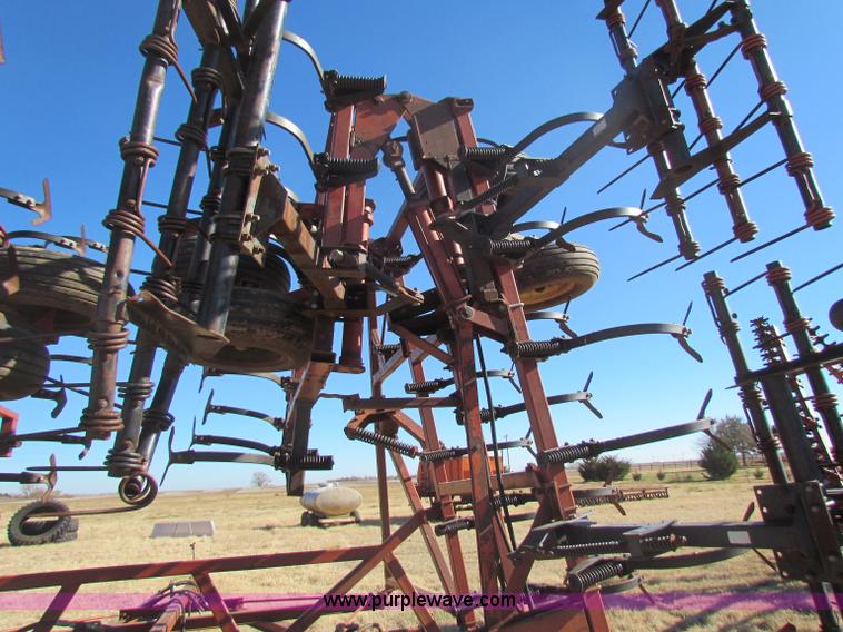 image for item D9205 Hiniker 42' field cultivator