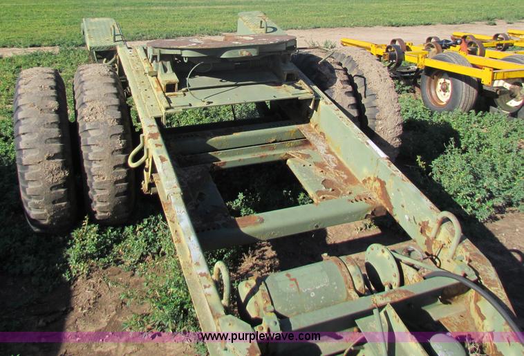 image for item D9217 Semi trailer dolly