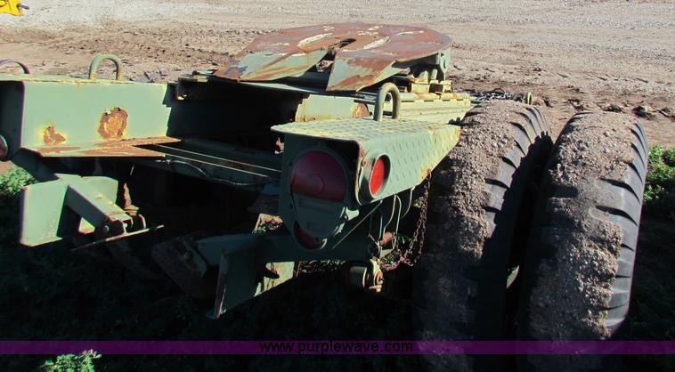 image for item D9217 Semi trailer dolly