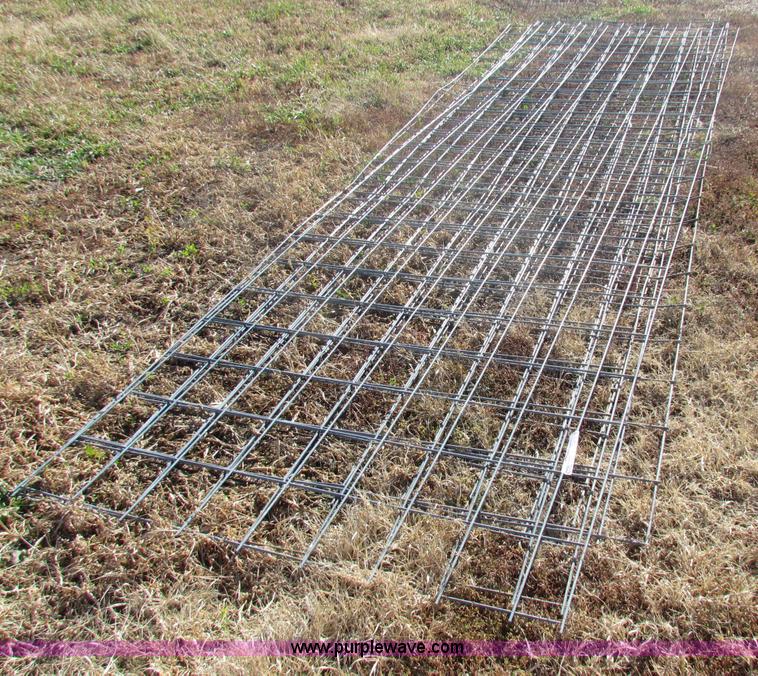 image for item D9218 (17) cattle panels