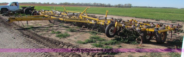 image for item D9219 Kent 52' field cultivator