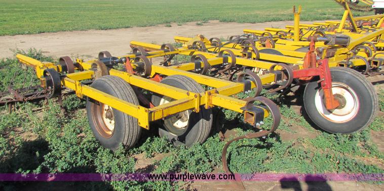 image for item D9219 Kent 52' field cultivator