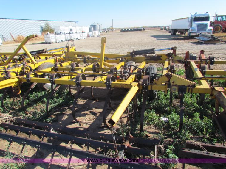 image for item D9219 Kent 52' field cultivator
