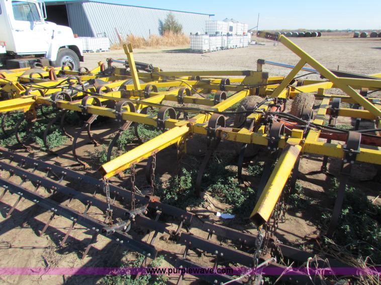 image for item D9219 Kent 52' field cultivator