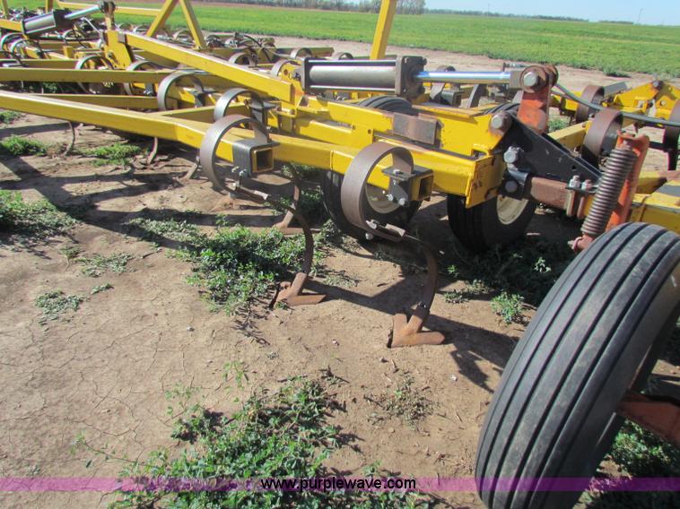 image for item D9219 Kent 52' field cultivator