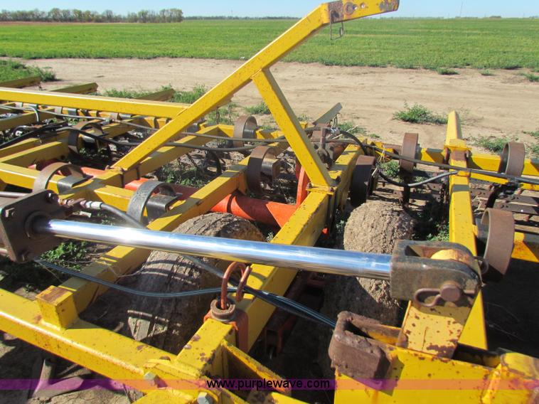 image for item D9219 Kent 52' field cultivator