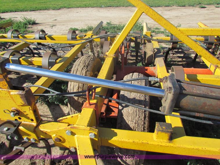 image for item D9219 Kent 52' field cultivator