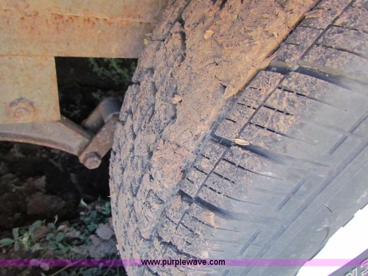 image for item D9220 2004 TEX 16' car trailer