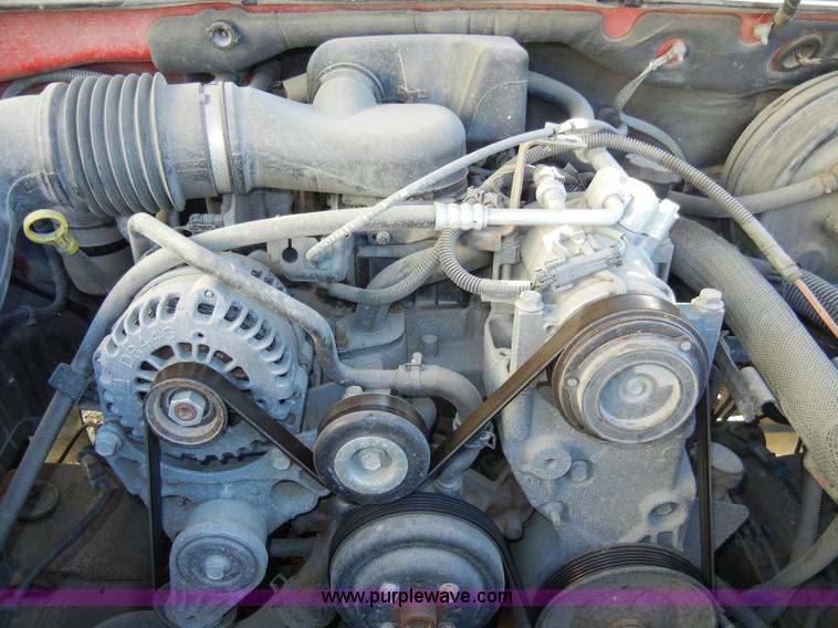 image for item A3317 2006 GMC Sierra 1500 pickup truck