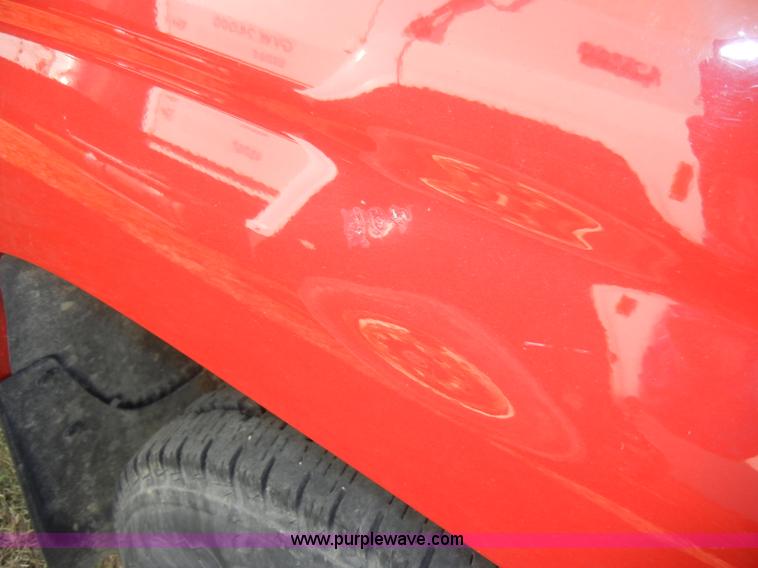 image for item A3317 2006 GMC Sierra 1500 pickup truck