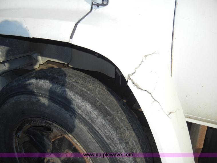 image for item A3320 1988 Chevrolet C60 grain truck