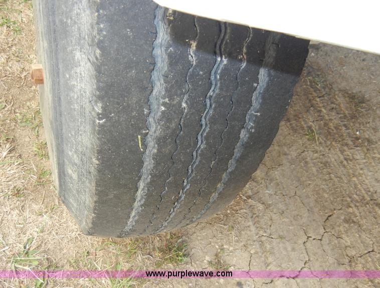 image for item A3320 1988 Chevrolet C60 grain truck