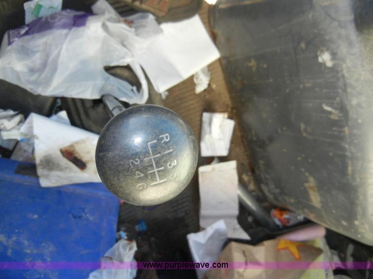 image for item A3321 1994 Ford LN7000 box truck