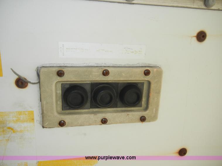 image for item A3321 1994 Ford LN7000 box truck