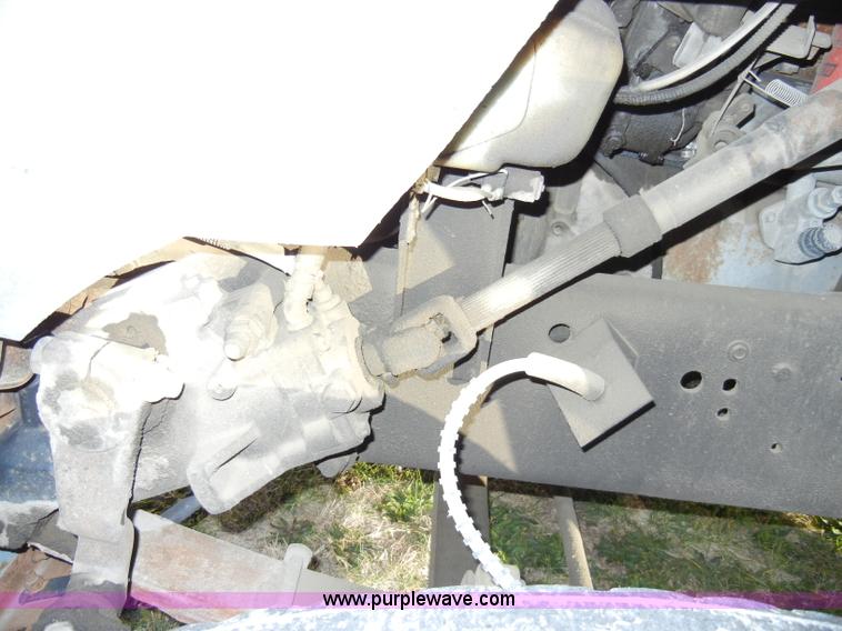 image for item A3321 1994 Ford LN7000 box truck