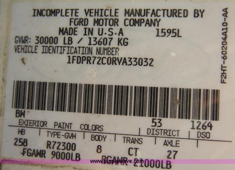 image for item A3321 1994 Ford LN7000 box truck