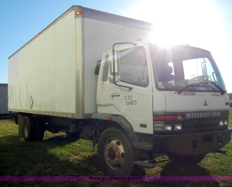 image for item A3322 1999 Mitsubishi FM617 box truck