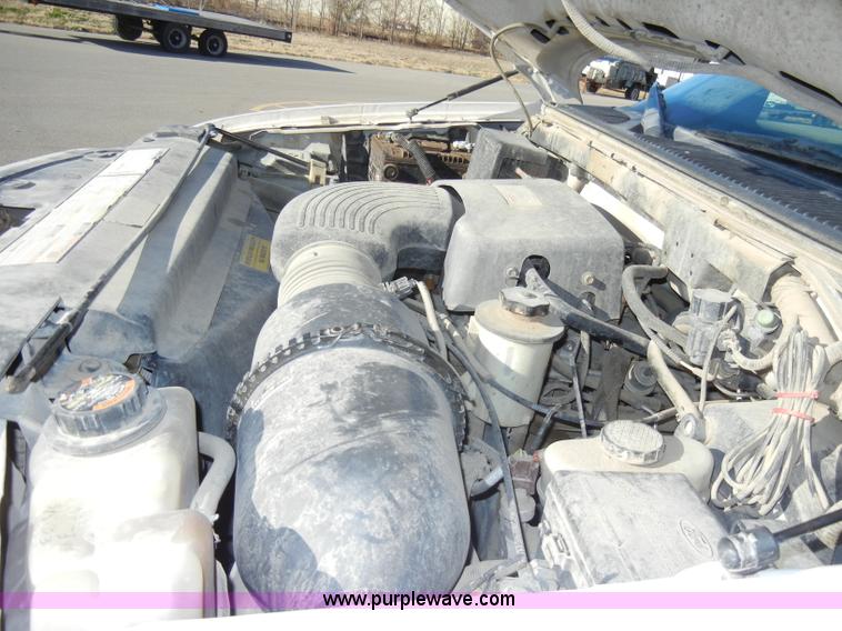 image for item A3352 1998 Ford F250 XLT pickup