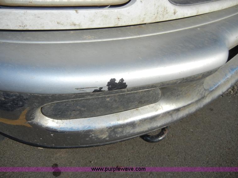 image for item A3352 1998 Ford F250 XLT pickup