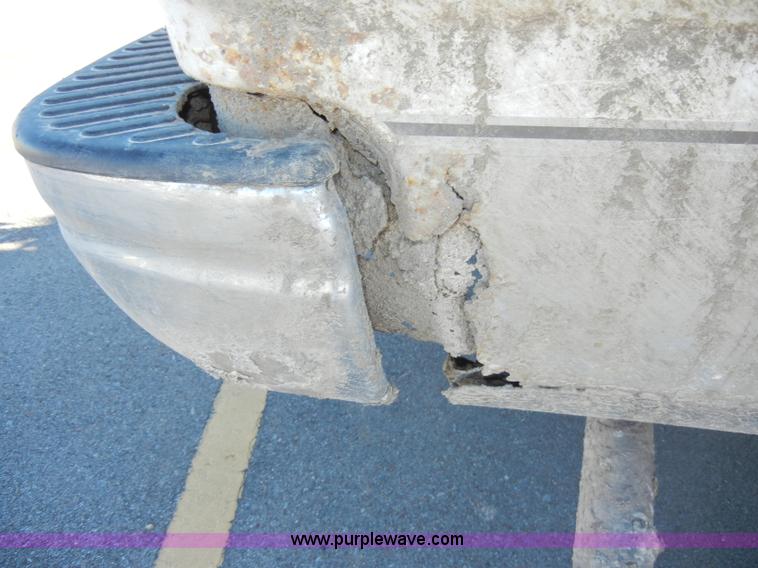 image for item A3352 1998 Ford F250 XLT pickup