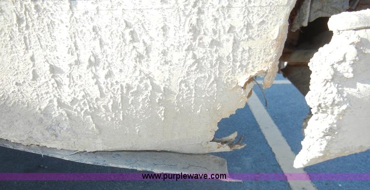 image for item A3352 1998 Ford F250 XLT pickup