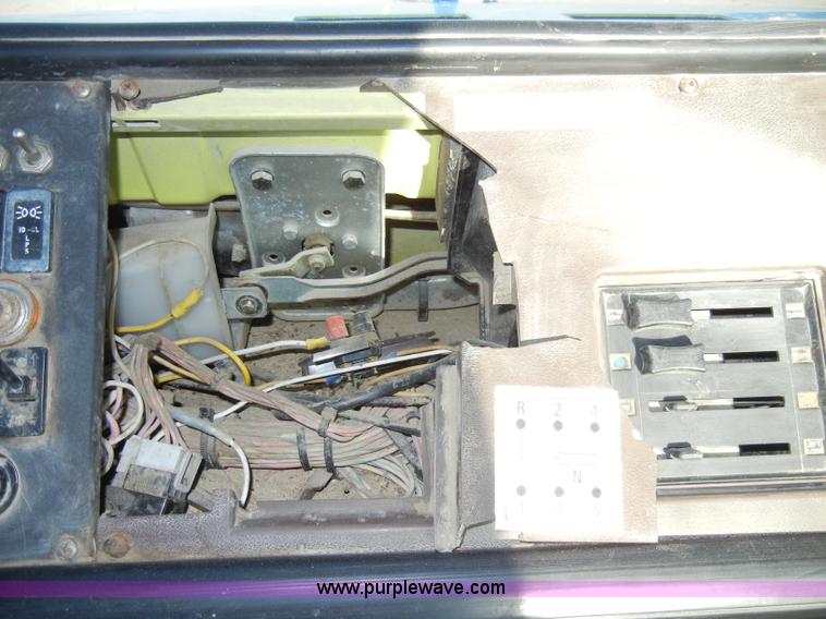 image for item A3353 1989 Mack CS250P flatbed truck