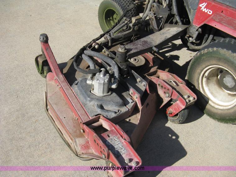 image for item A4491 2004 Toro Ground Master 4000D golf course mower
