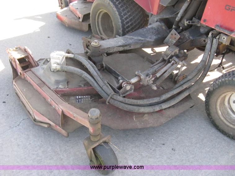 image for item A4491 2004 Toro Ground Master 4000D golf course mower