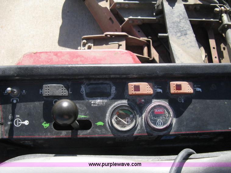 image for item A4491 2004 Toro Ground Master 4000D golf course mower