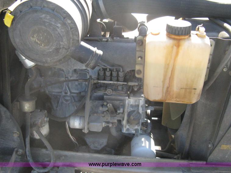 image for item A4491 2004 Toro Ground Master 4000D golf course mower