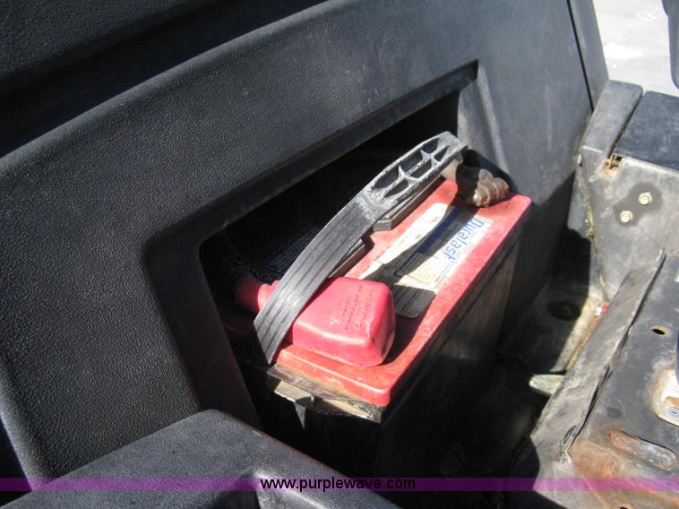 image for item A4491 2004 Toro Ground Master 4000D golf course mower