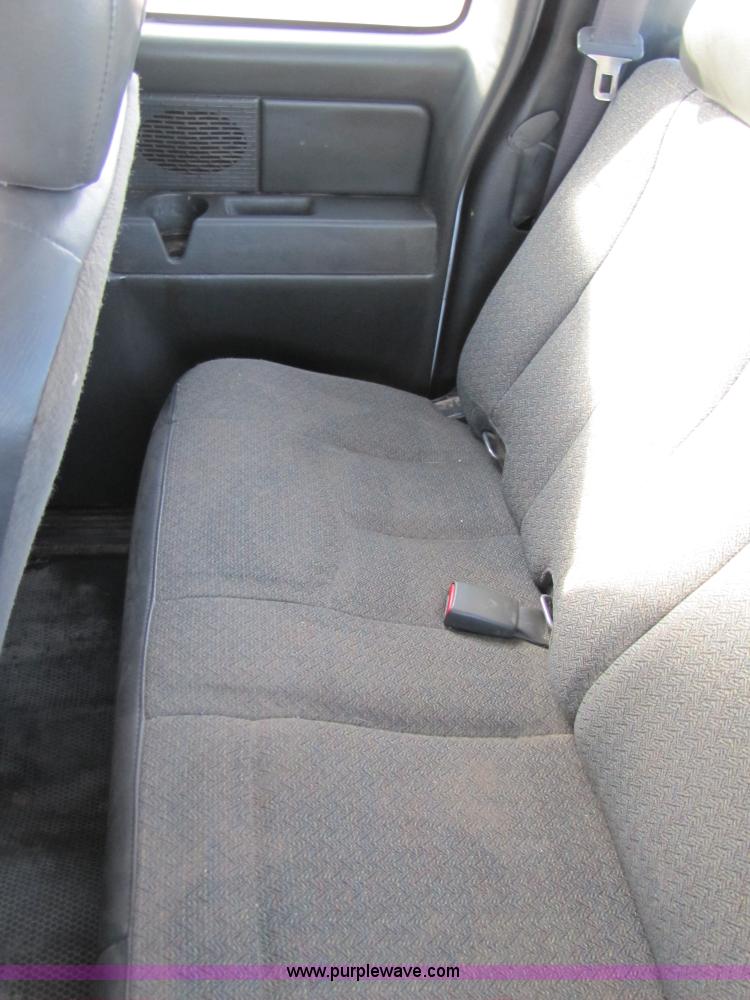 image for item B2132 2007 GMC Sierra 2500HD extended cab pickup truck