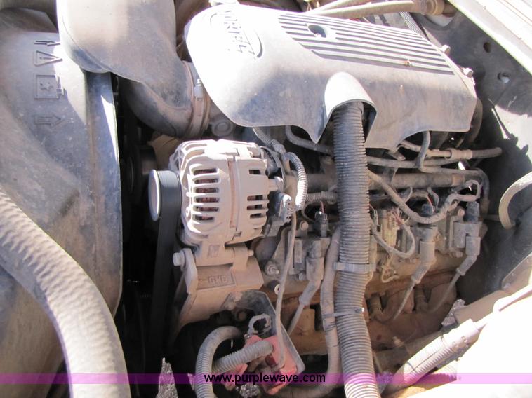 image for item B2132 2007 GMC Sierra 2500HD extended cab pickup truck