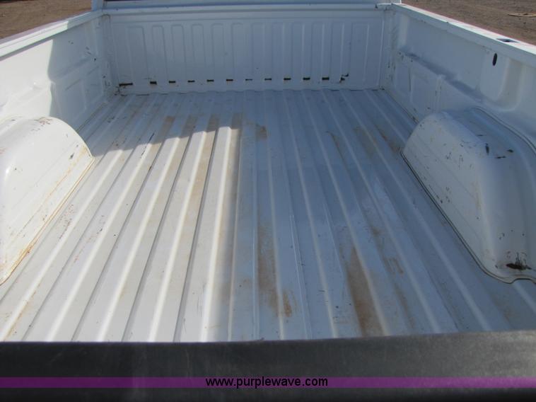 image for item B2132 2007 GMC Sierra 2500HD extended cab pickup truck