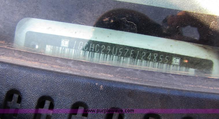 image for item B2134 2007 Chevrolet Silverado 2500HD extended cab pickup truck