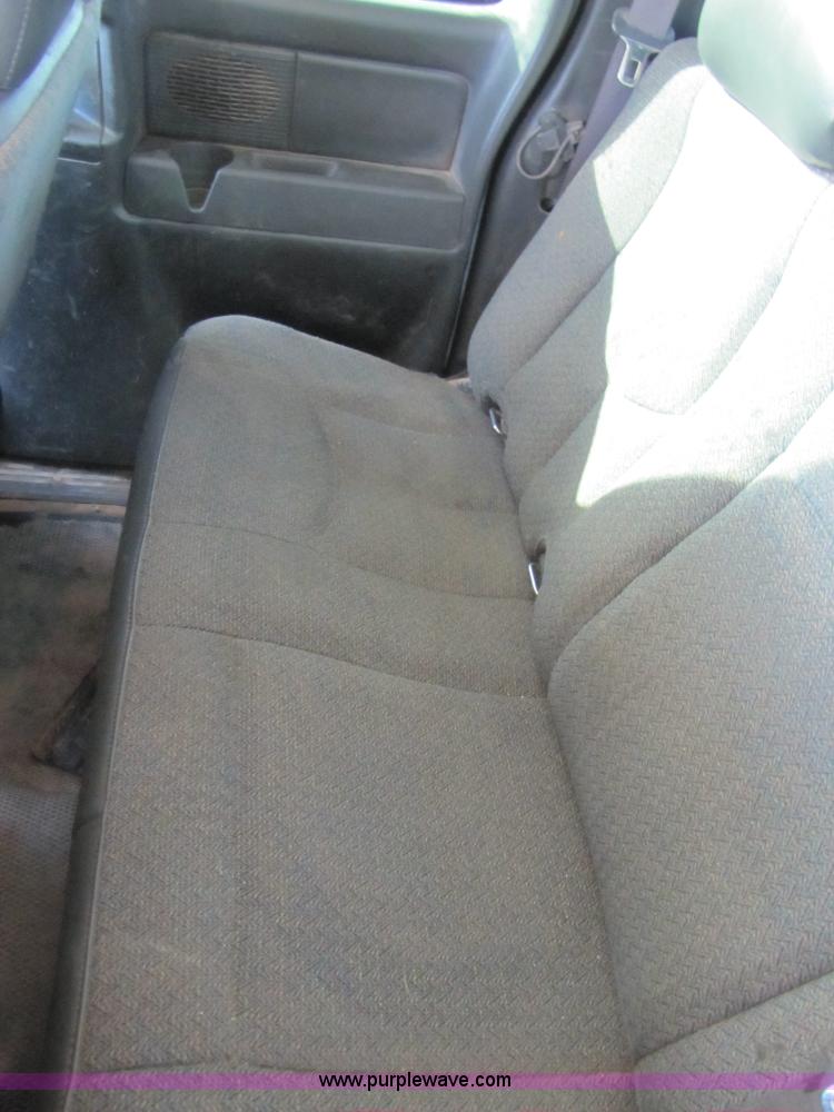 image for item B2134 2007 Chevrolet Silverado 2500HD extended cab pickup truck