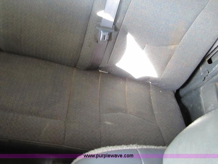 image for item B2134 2007 Chevrolet Silverado 2500HD extended cab pickup truck