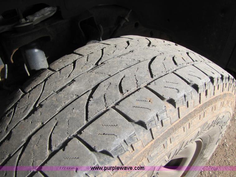 image for item B2134 2007 Chevrolet Silverado 2500HD extended cab pickup truck