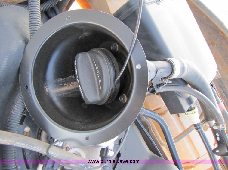 image for item B2134 2007 Chevrolet Silverado 2500HD extended cab pickup truck